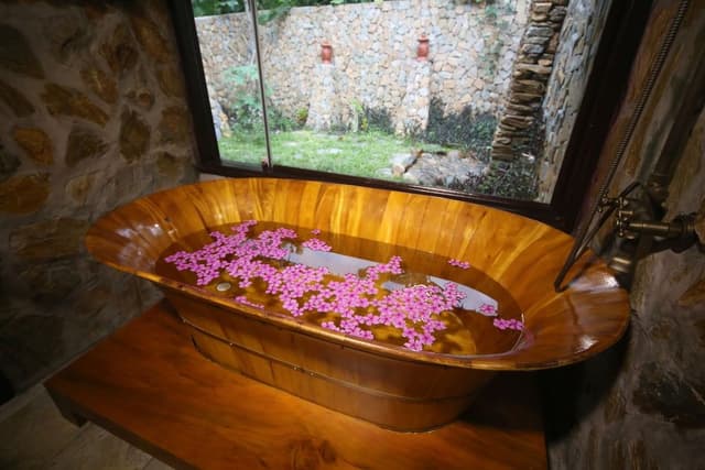 Deluxe Room, Valley View