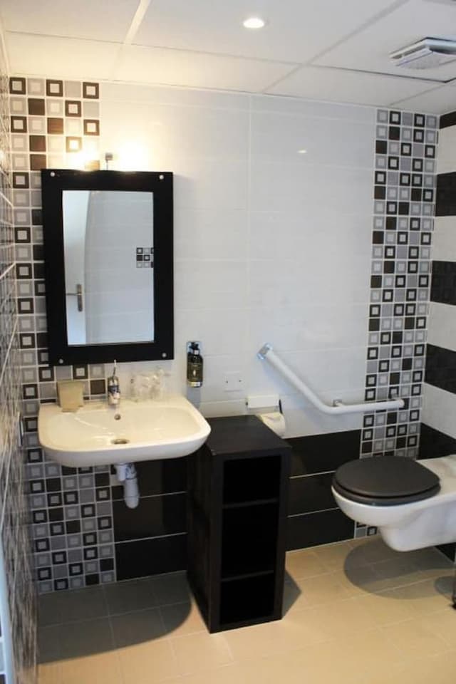 Double Room, Accessible, Ground Floor