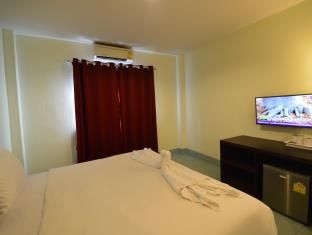 โรงแรมปริภัส เอกซ์เพรส ป่าตอง (Paripas Express Hotel Patong)1