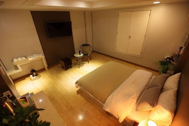 Deluxe Double Room, River View