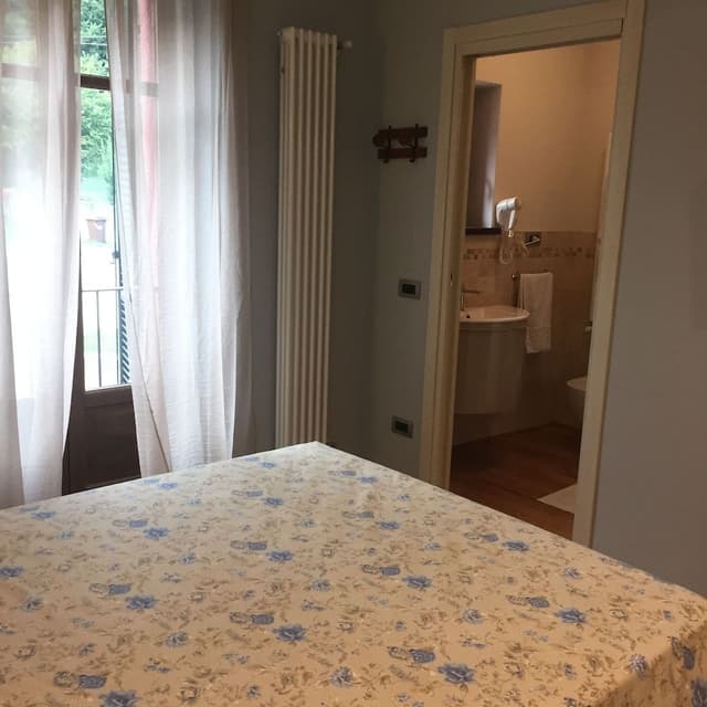 Comfort Double Room (Iris)