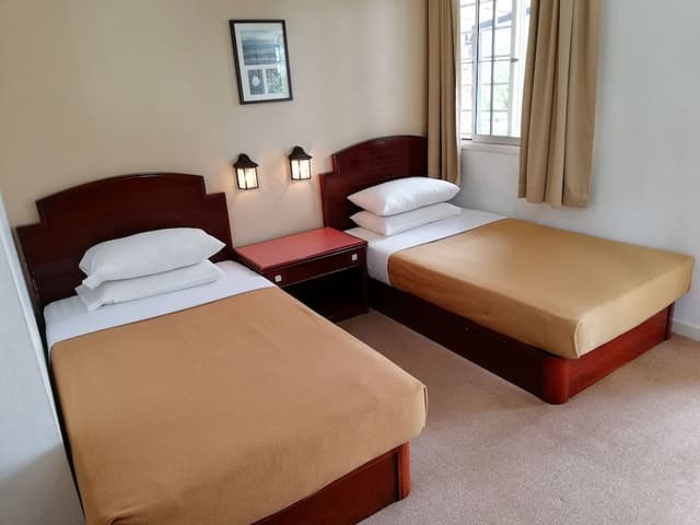 Standard Twin Room