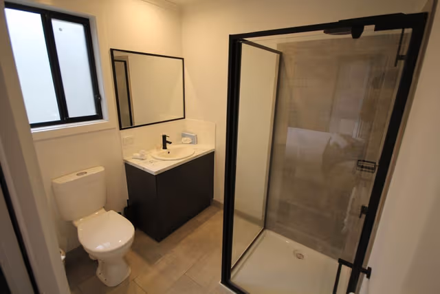 Studio Cabin - Sleeps 2