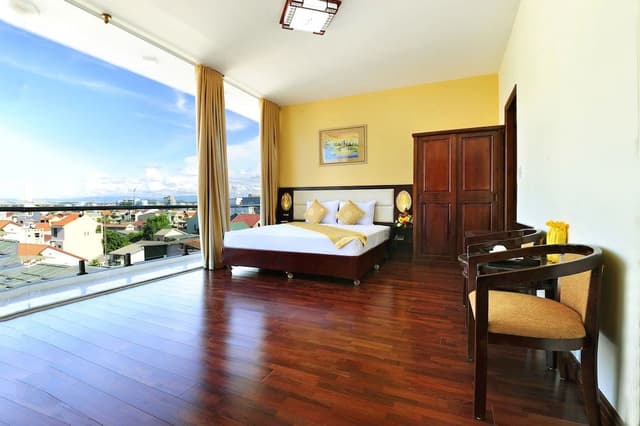 Deluxe Room, Balcony, City View
