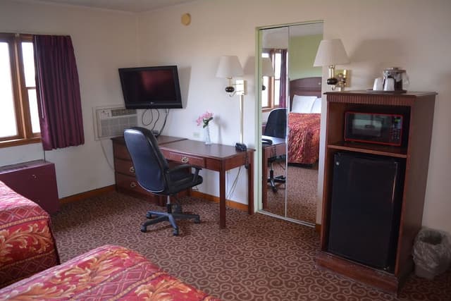 Standard Room, 2 Double Beds, Non Smoking