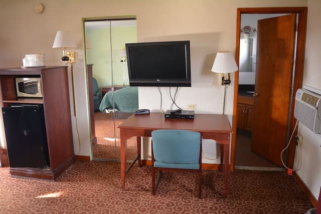 Standard Room, 1 King Bed, Non Smoking