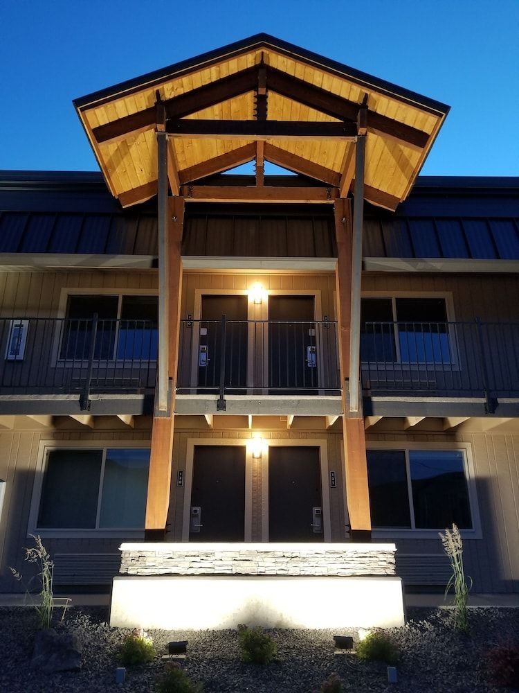 Sun Country Inn0