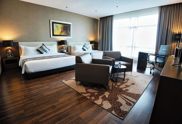 Family Suite, Private Bathroom, City View