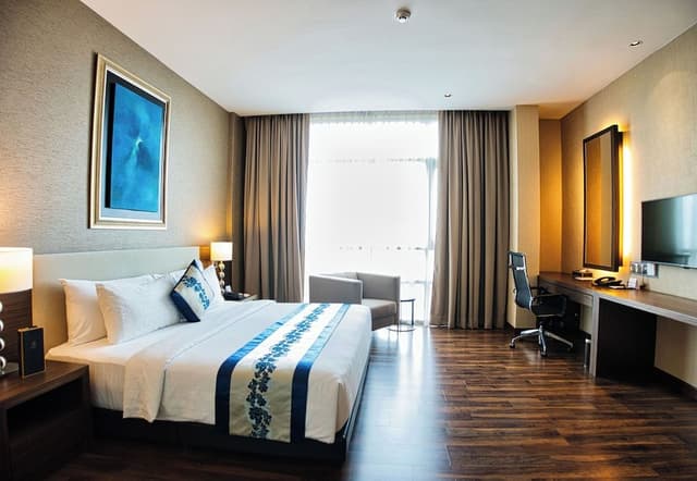 Executive Suite