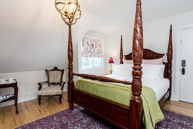 Room, 1 Queen Bed (Brandt)