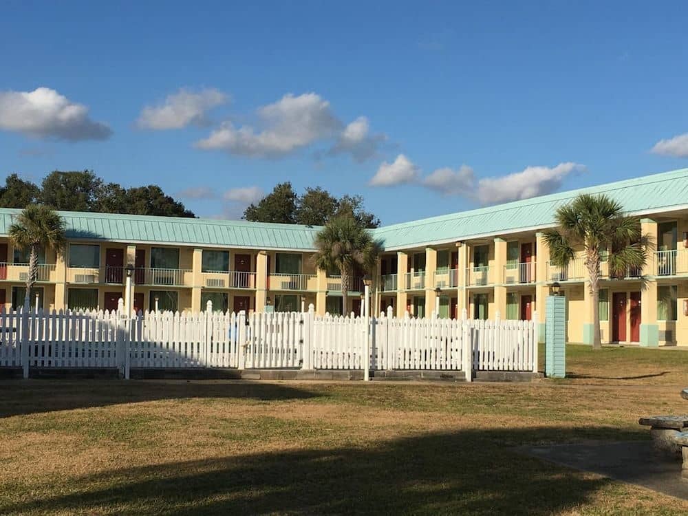 Garden Inn and Suites Garden Inn and Suites