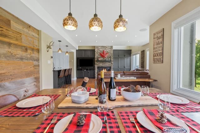 Deluxe Condo, 3 Bedrooms (204 Sierra Lane - No Pets Allowed)
