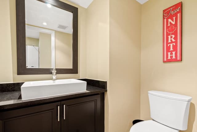 Deluxe Condo, 3 Bedrooms (204 Sierra Lane - No Pets Allowed)
