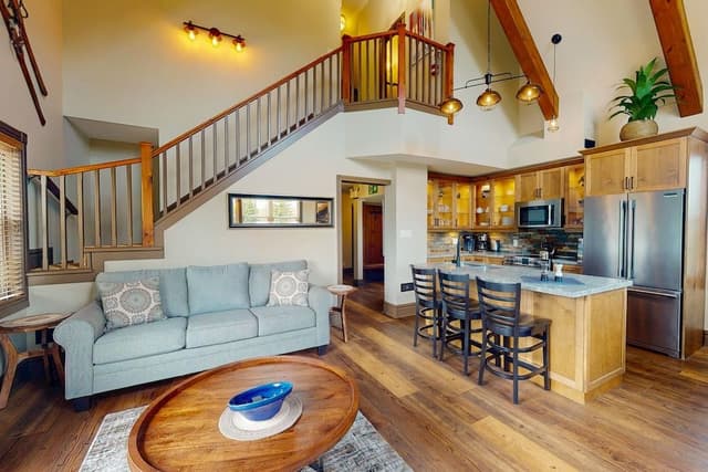 Townhome, 4 Bedrooms