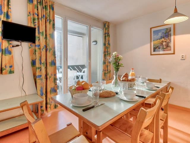 2-room apartment with sleeping area for 6 people
