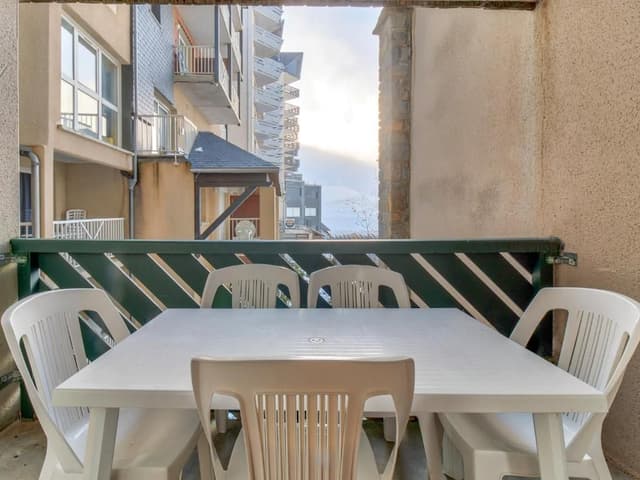 1 Bedroom Apartment with sleeping area for 6 persons