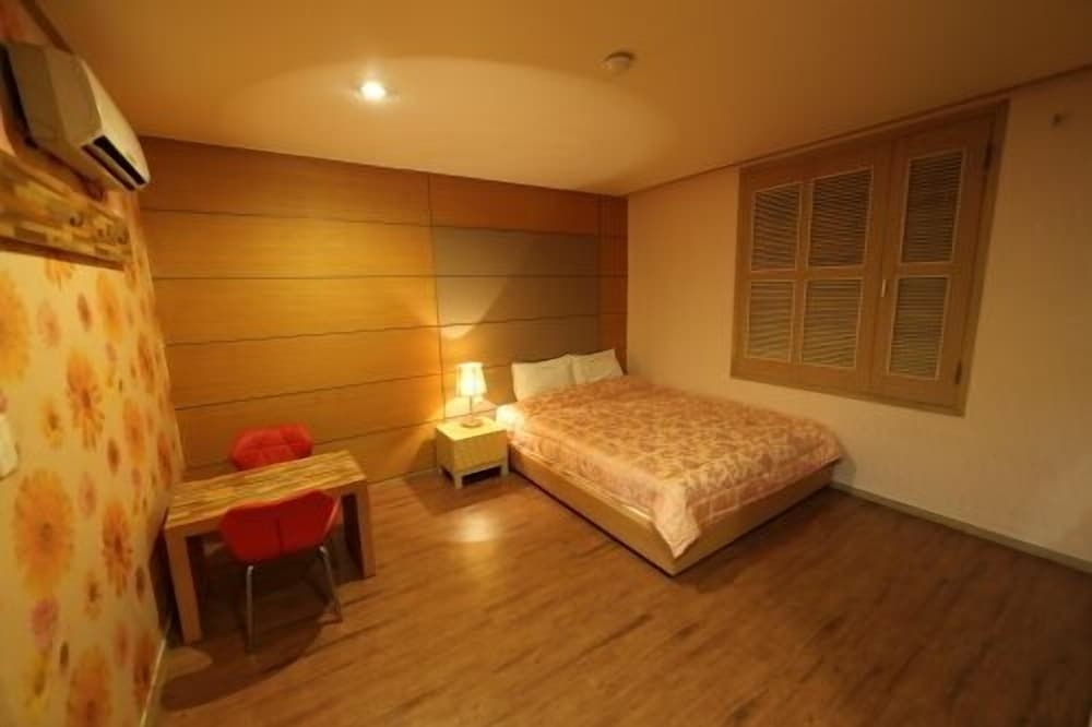 Hotel Ballantine1