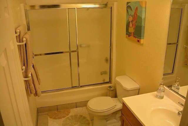 Condo, 4 Bedrooms, Kitchen (1 room without a door)