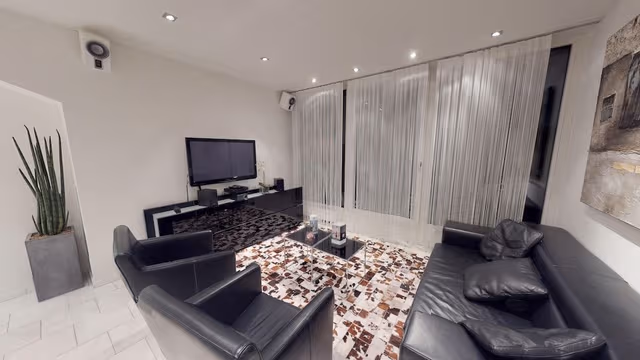Grand Apartment