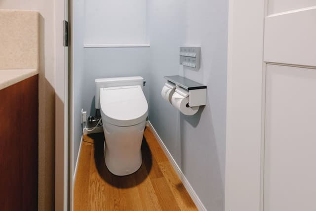 Deluxe Single Room, Non Smoking Dinner at 6pm