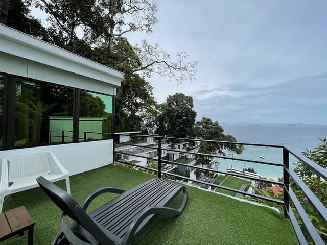 Quadruple Room All Meals and Boat Transfers Included