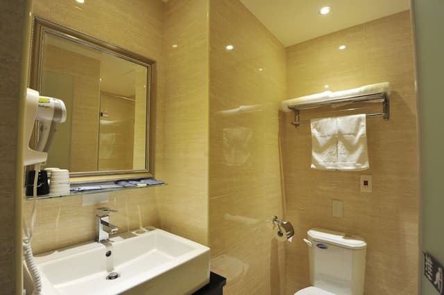Classic Twin Room