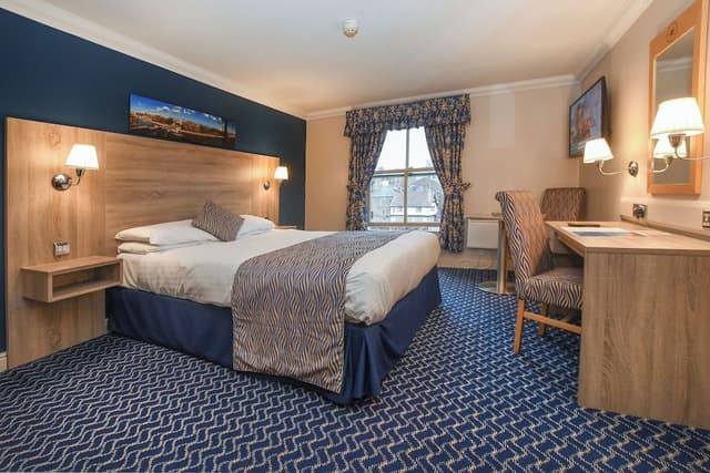 Superior Double Room, 1 King Bed, River View