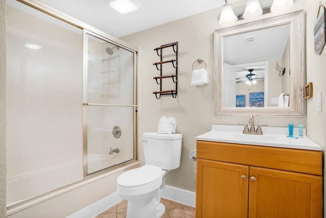 Condo, 1 King Bed with Sofa bed (Maravilla 2111)
