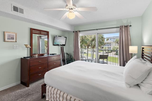Condo, 1 Queen Bed with Sofa bed (Maravilla 3202)