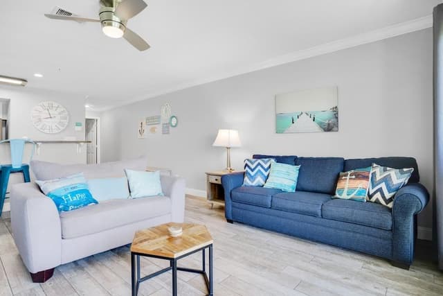 Condo, 1 King Bed with Sofa bed (Maravilla 2112)