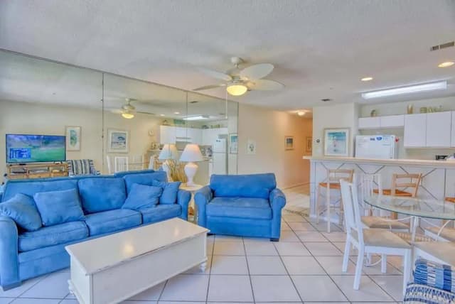 Condo, 1 King Bed with Sofa bed (Maravilla 4203)