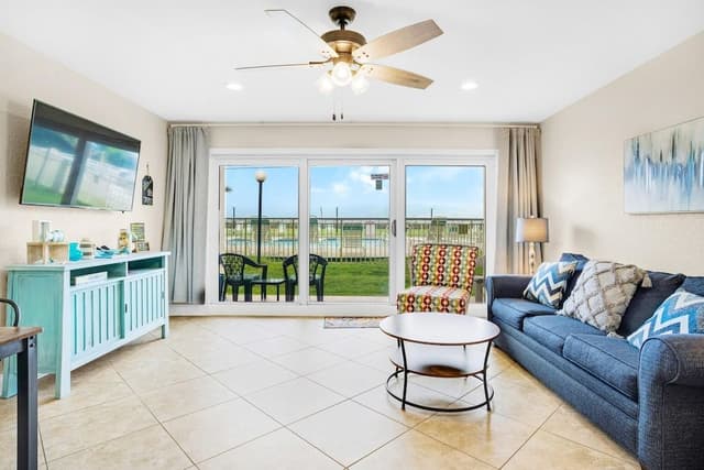 Condo, 1 King Bed with Sofa bed (Maravilla 2111)