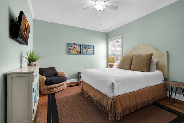 House, Multiple Beds (Happily Ever After)