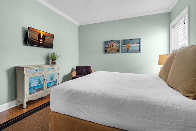 House, Multiple Beds (Happily Ever After)