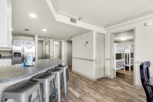 Condo, Multiple Beds (Nautilus 1101)