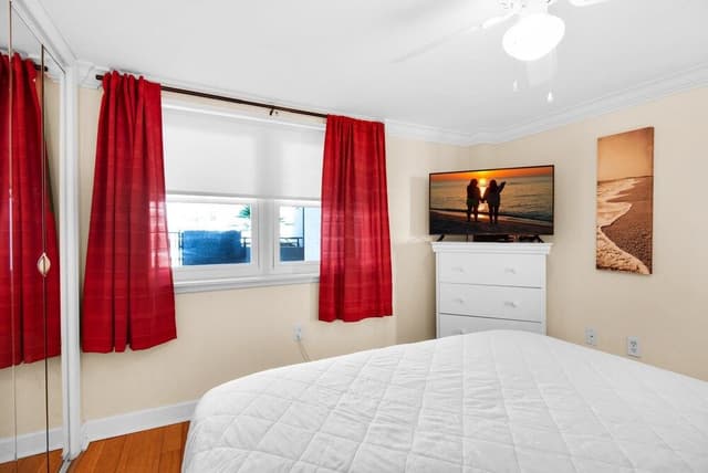 Condo, Multiple Beds (Nautilus 1102)