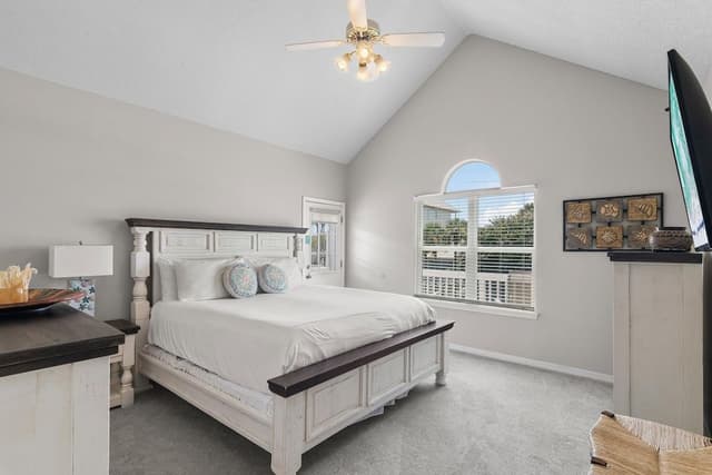 House, Multiple Beds (Crystal Cottage)