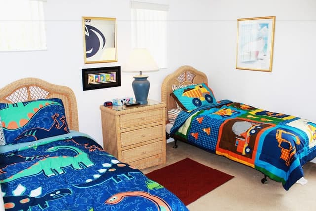 Family Townhome, Private Pool, Garden Area