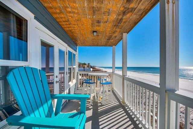 Townhome, Multiple Beds (Pointe of View)