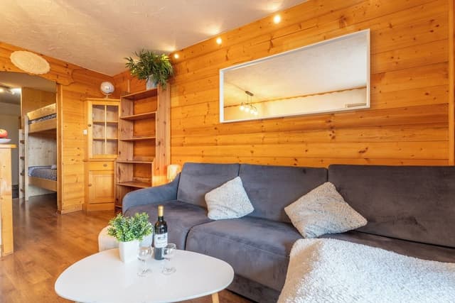 Luxury Apartment, Mountain View