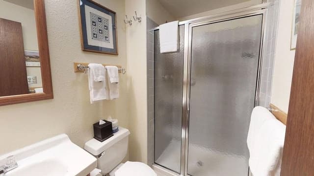 Condo, 2 Bedrooms (Terracehouse 60)