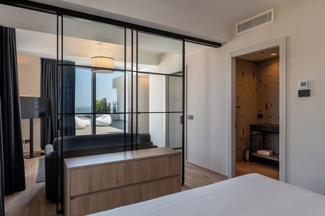 Panoramic Suite with terrace and hot tub......