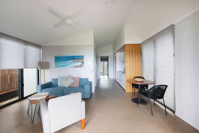 Premium Villa - Sleeps 4 - Accessible