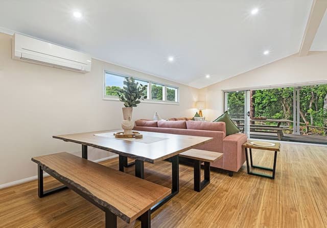 Beach Houses - Sleeps 8