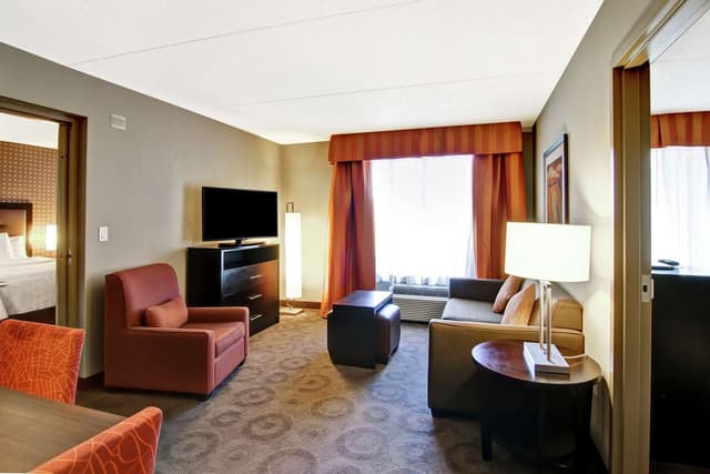 2 KING-2 BEDROOM/2 BATH SUITE-NONSMOK