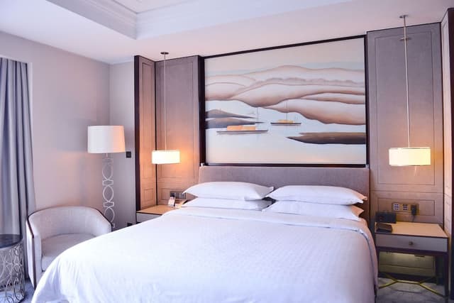 Club Room, 1 King Bed