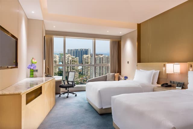 TWIN DELUXE ROOM HIGH FLOOR