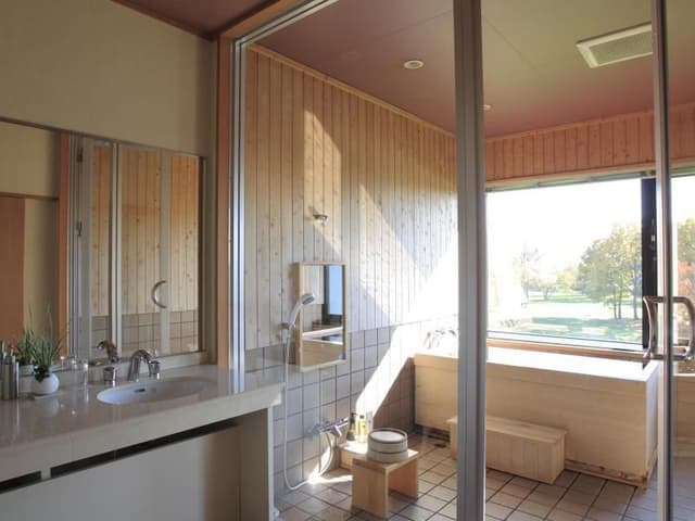 Deluxe Suite with Open-Air Bath