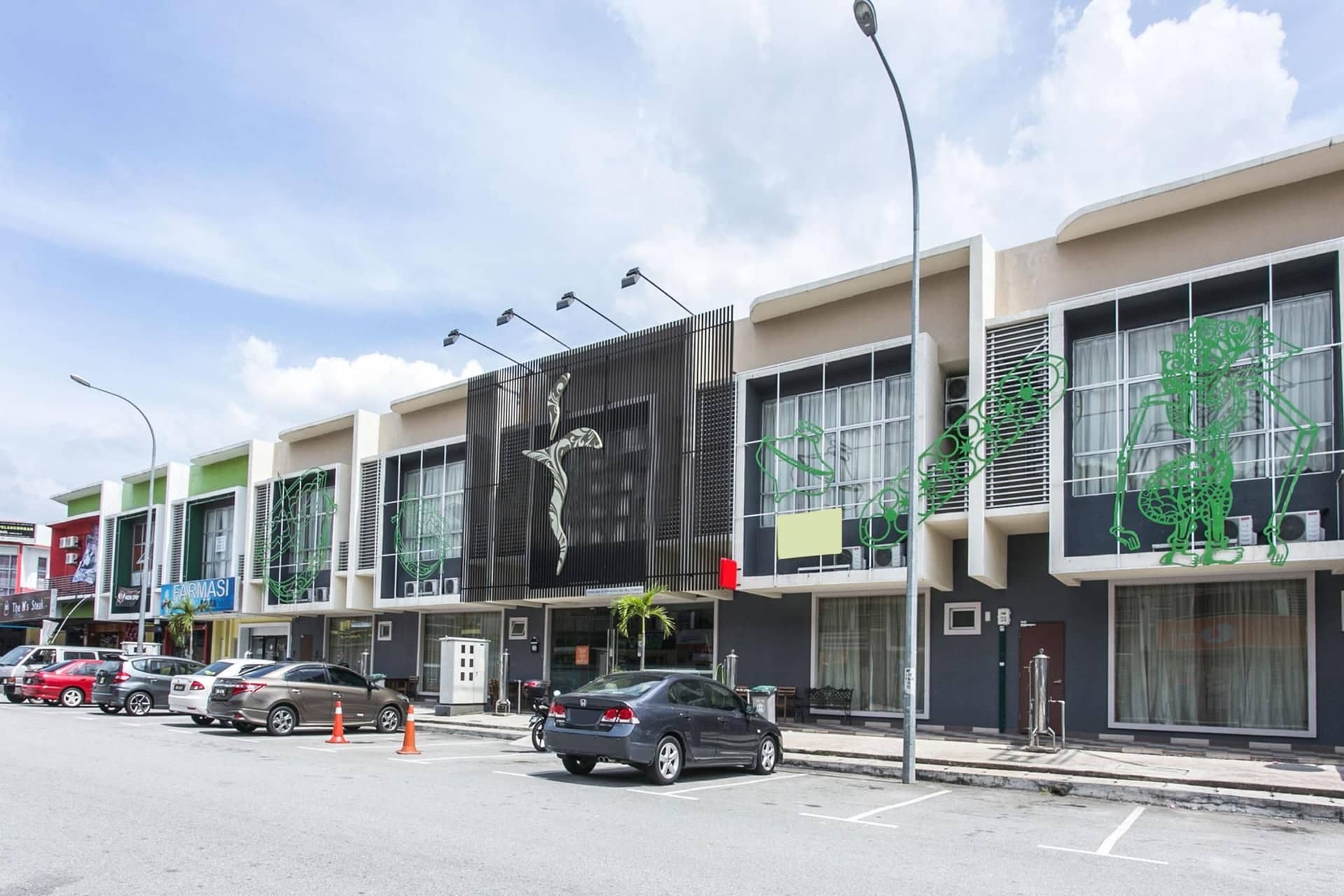 Sri Enstek Hotel - KLIA Sri Enstek Hotel - KLIA