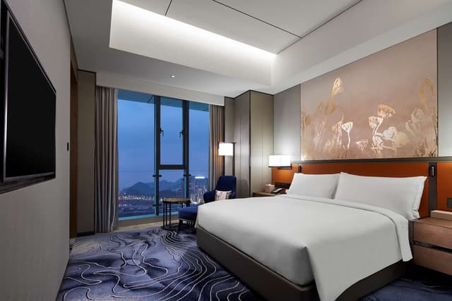 KING ONE BEDROOM SUITE